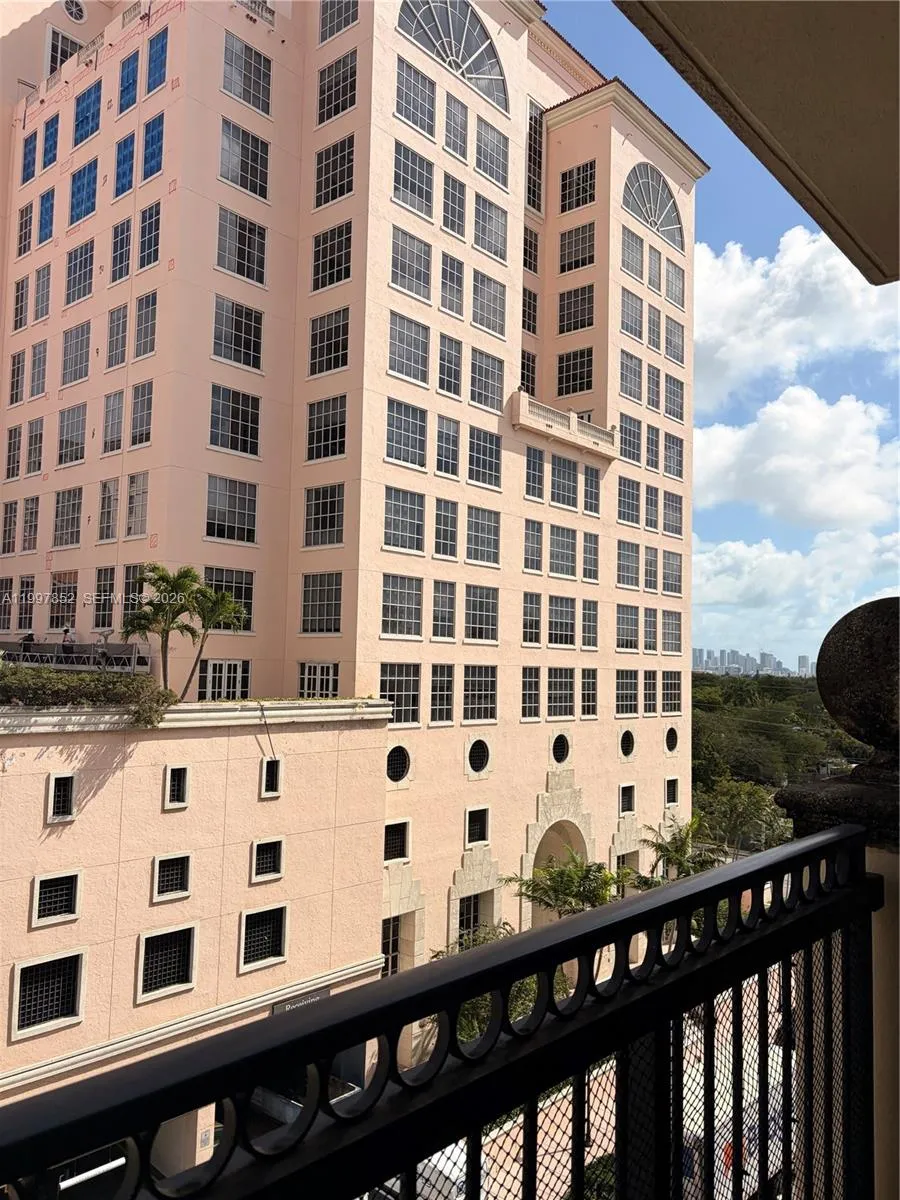 55 Merrick Way # 534, Coral Gables FL 33134