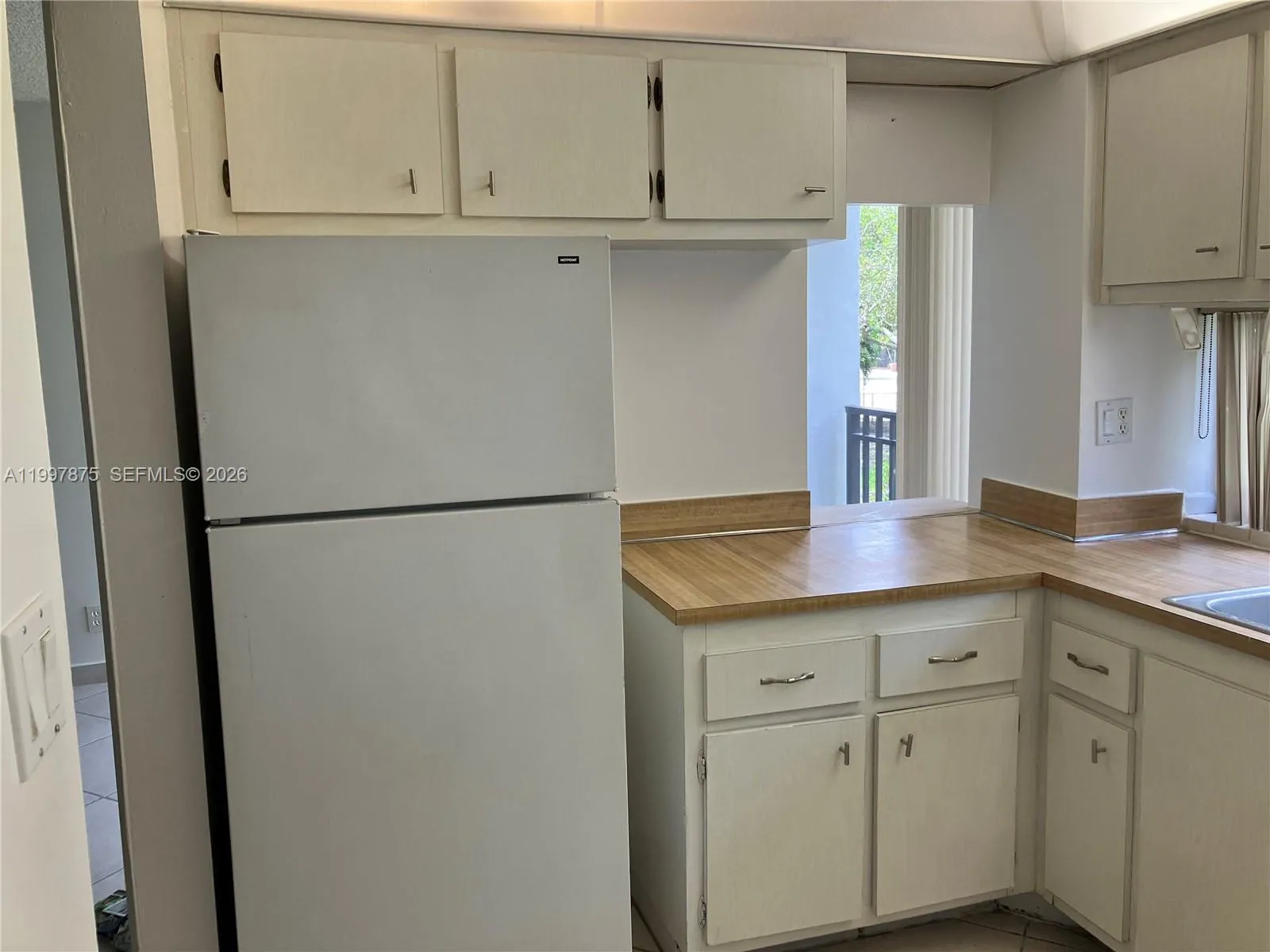 16919 N Bay Rd # 210, Sunny Isles Beach FL 33160