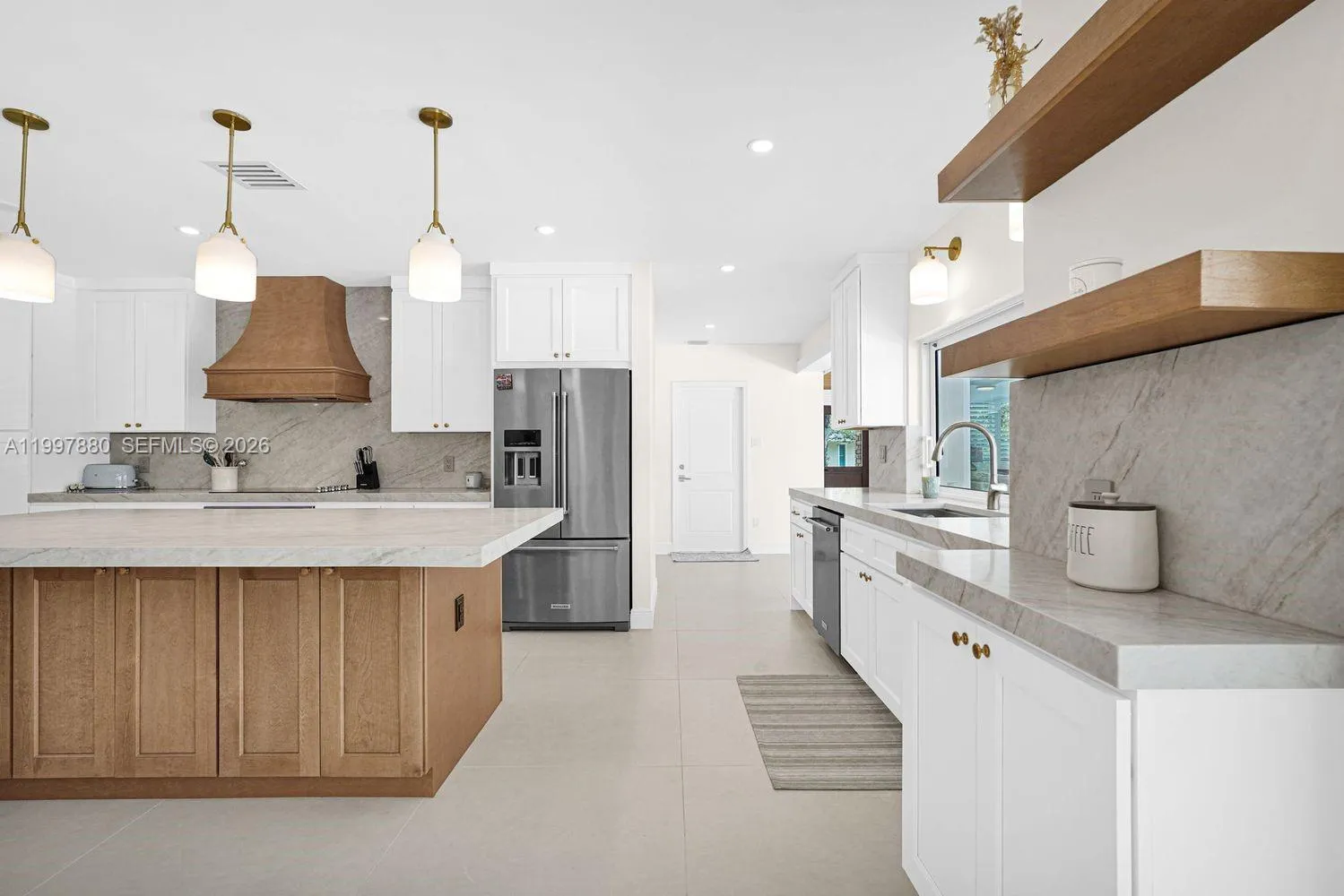 8300 SW 158th St, Palmetto Bay FL 33157