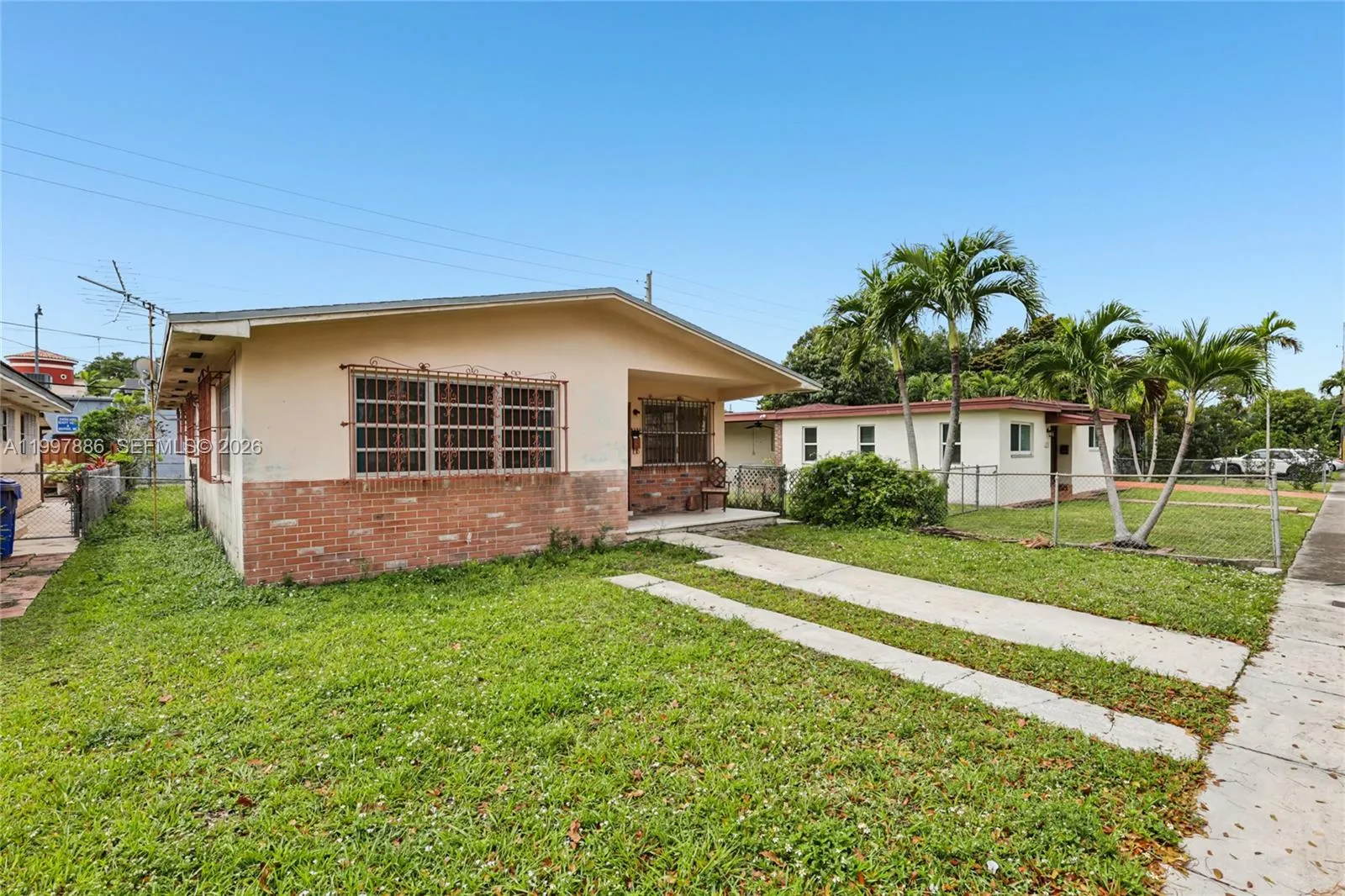 4756 SW 7th St, Miami FL 33134