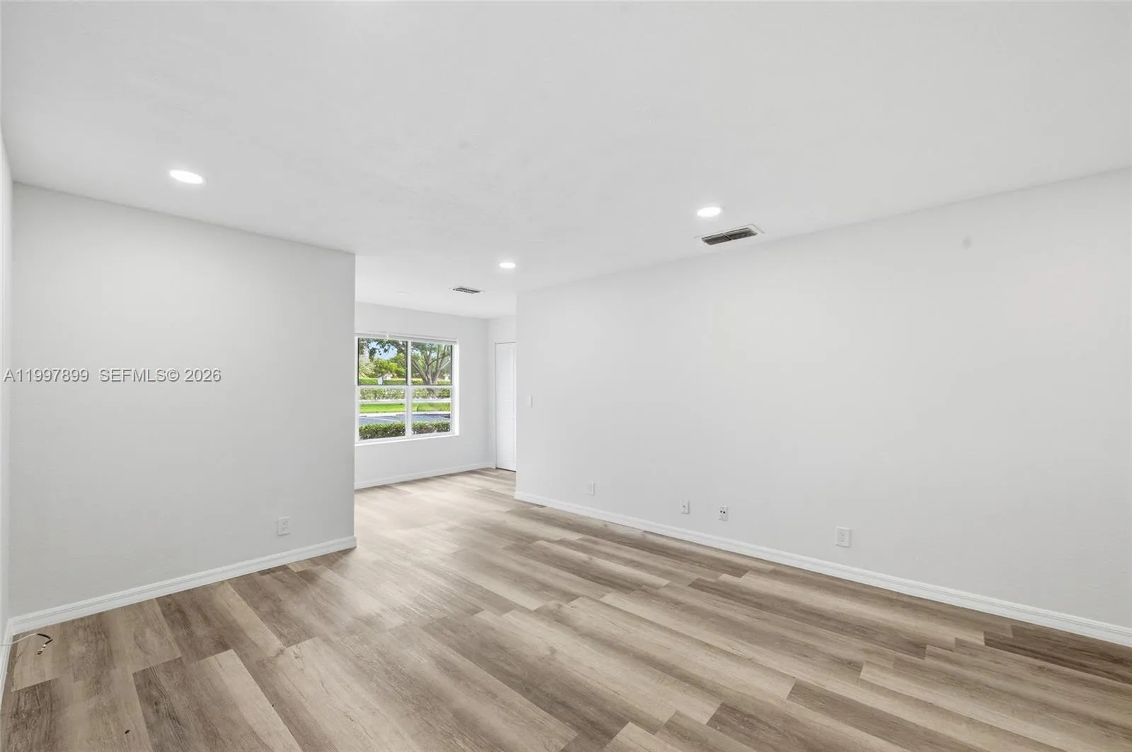 3310 N Pinewalk Dr N # 1817, Margate FL 33063