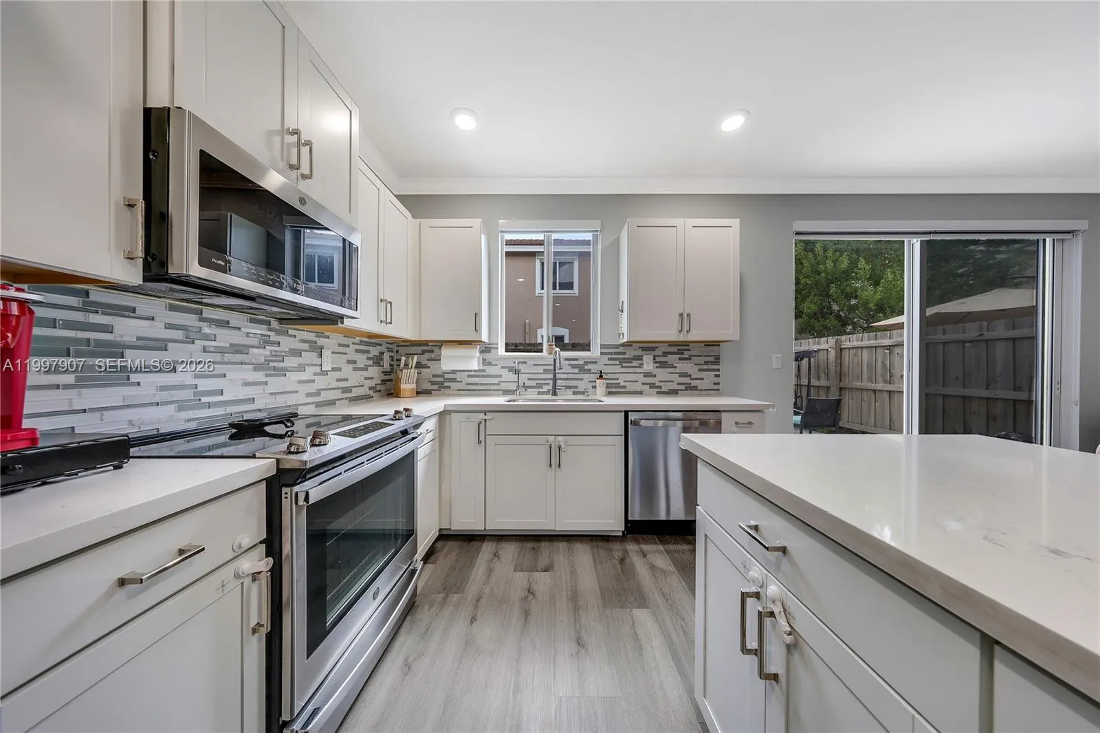 1079 SE 23rd Ter, Homestead FL 33035