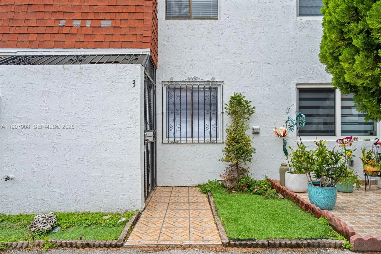 319 NW 109th Ave # 3B, Miami FL 33172