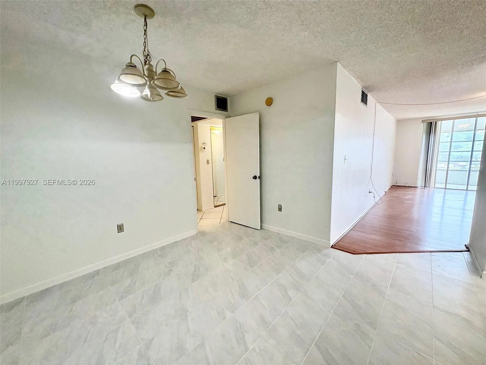 7300 NW 17th St # 216, Plantation FL 33313