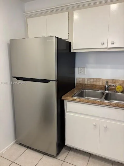 9493 SW 76th St # L4, Miami FL 33173