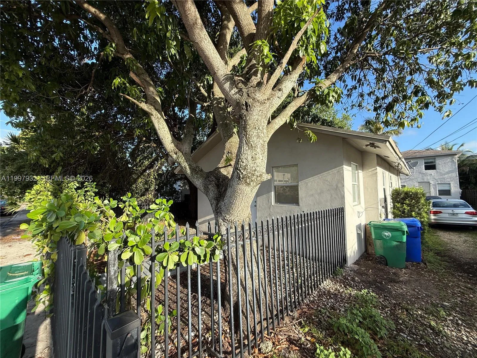 253 NW 48th St, Miami FL 33127