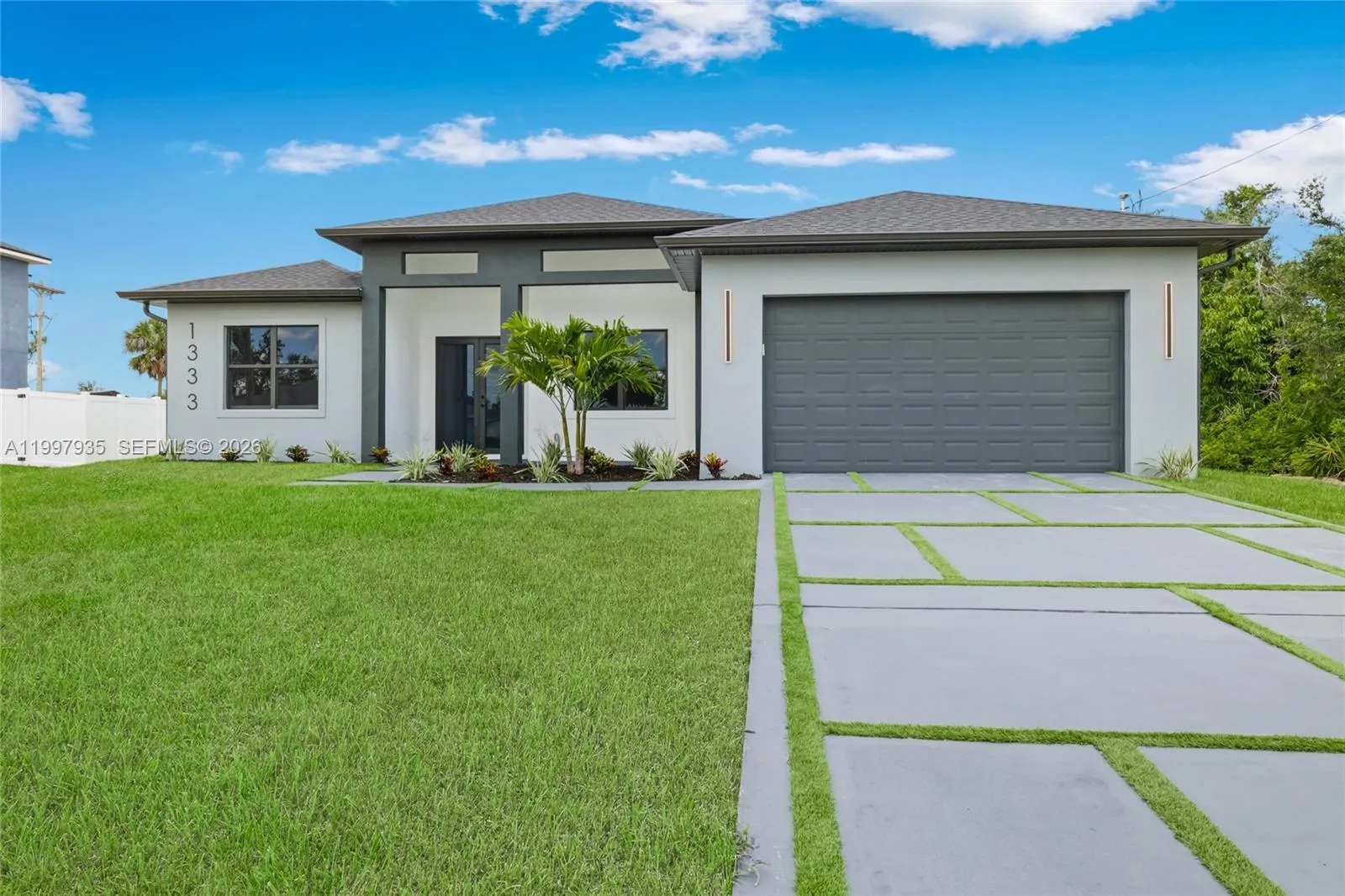 1333 N 4th Street, Cape Coral FL 33993