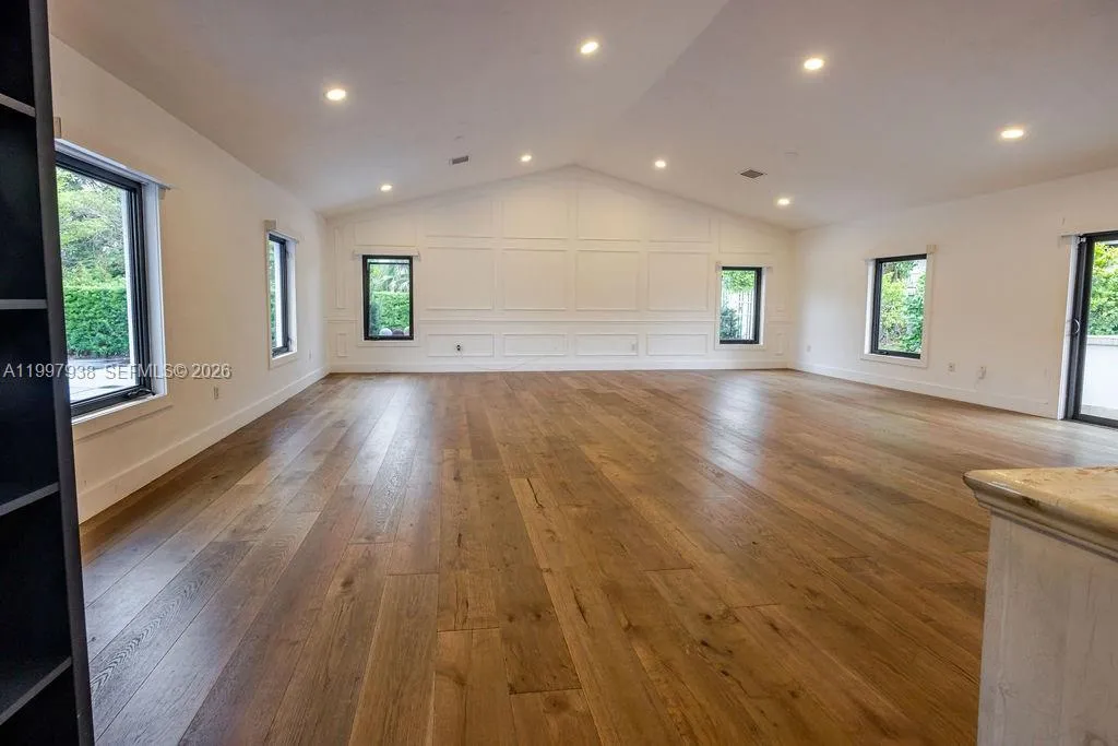 11301 SW 95th St, Miami FL 33176