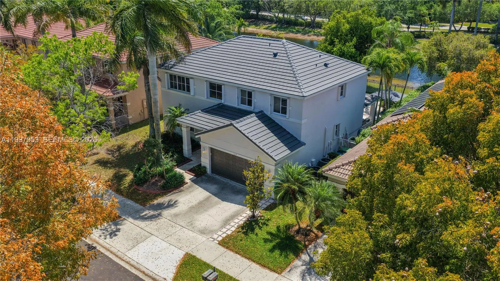 1317 Chenille Cir, Weston FL 33327