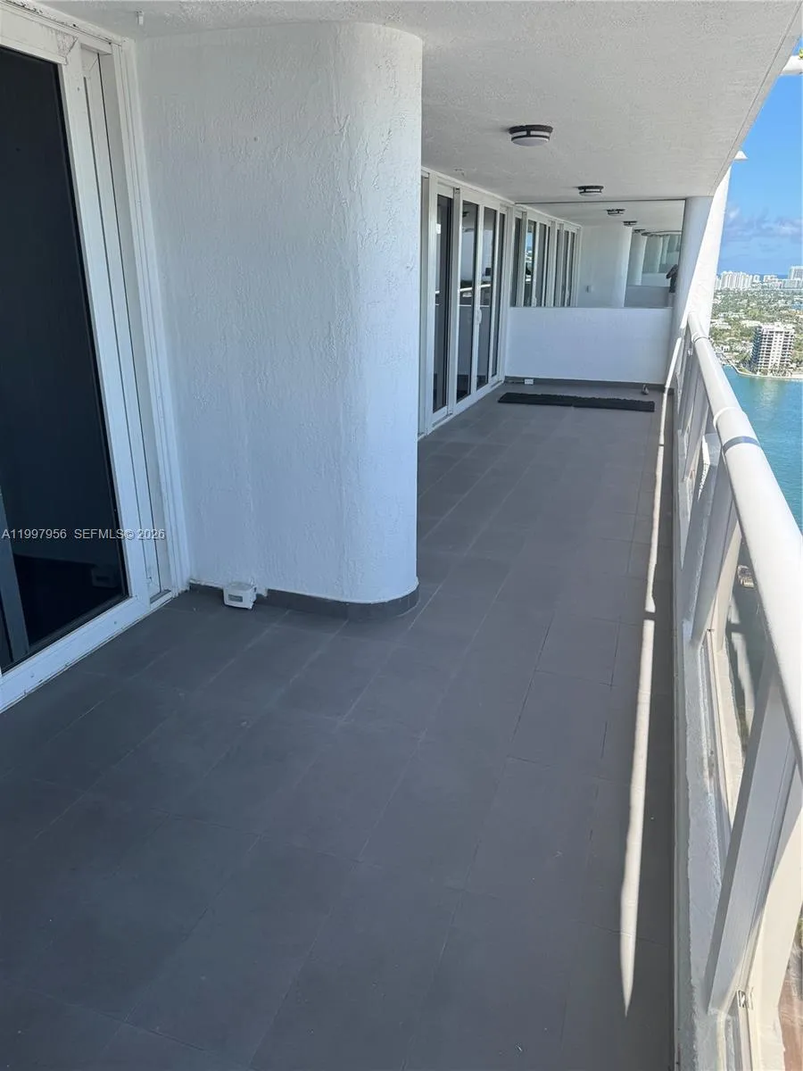 1717 N Bayshore Dr # 3455, Miami FL 33132