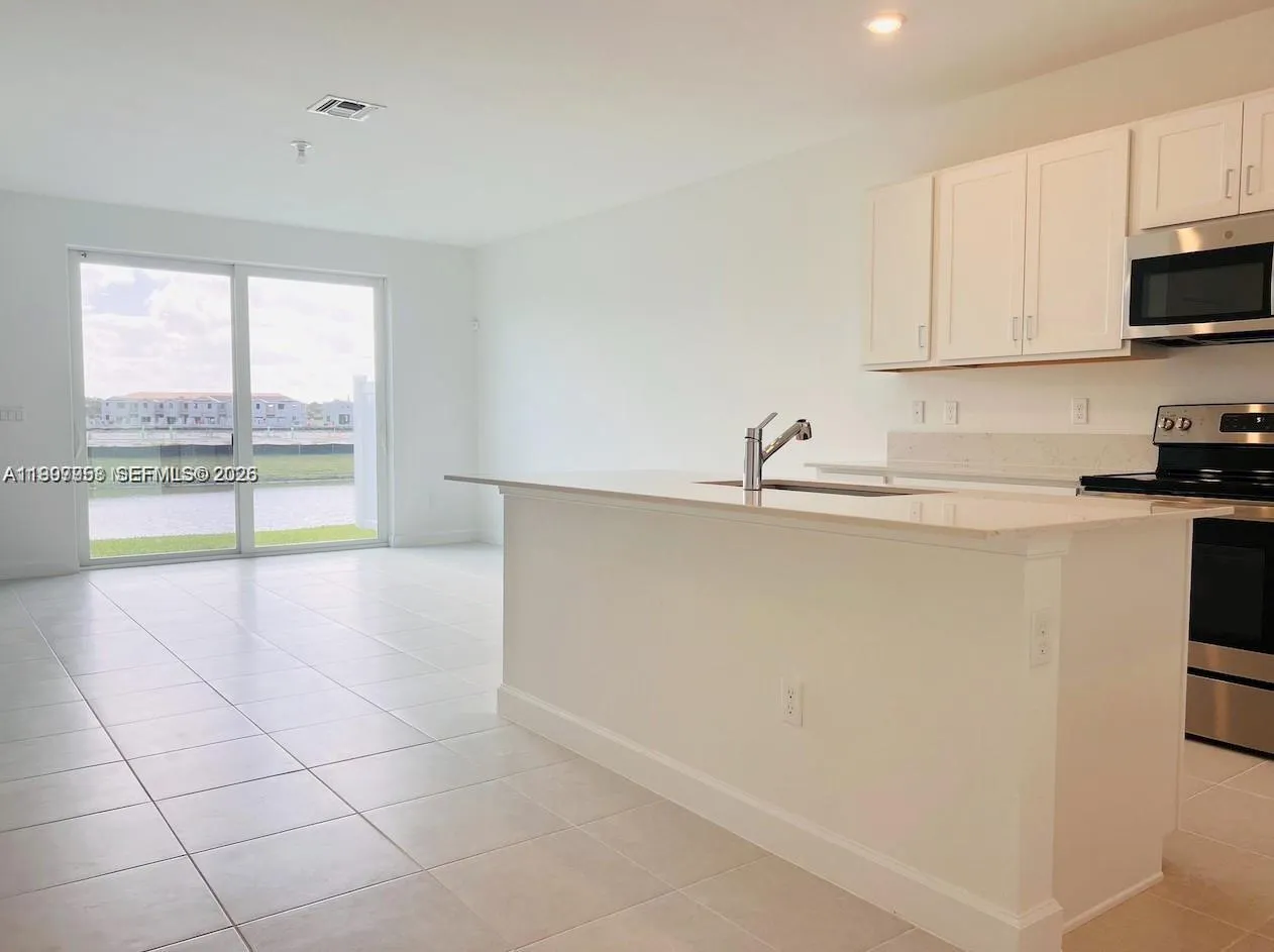 204 SE Woodbark St, Port St. Lucie FL 34984