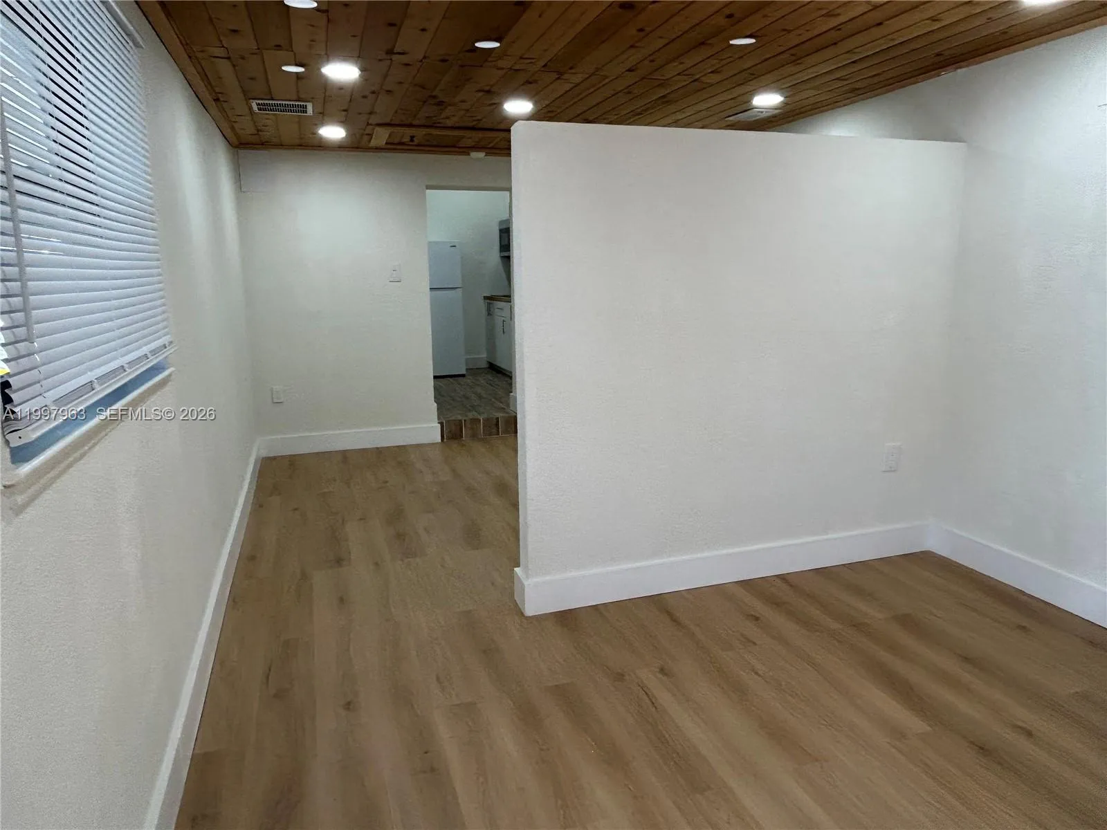 135 E 37th St # 1, Hialeah FL 33013