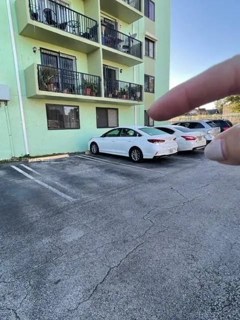 1530 SW 2nd St # 105, Miami FL 33135