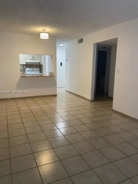 1530 SW 2nd St # 105, Miami FL 33135