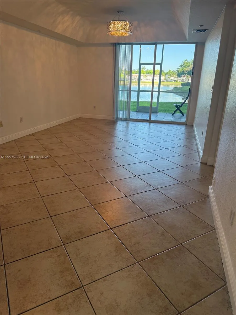 10720 NW 66th St # 112, Doral FL 33178