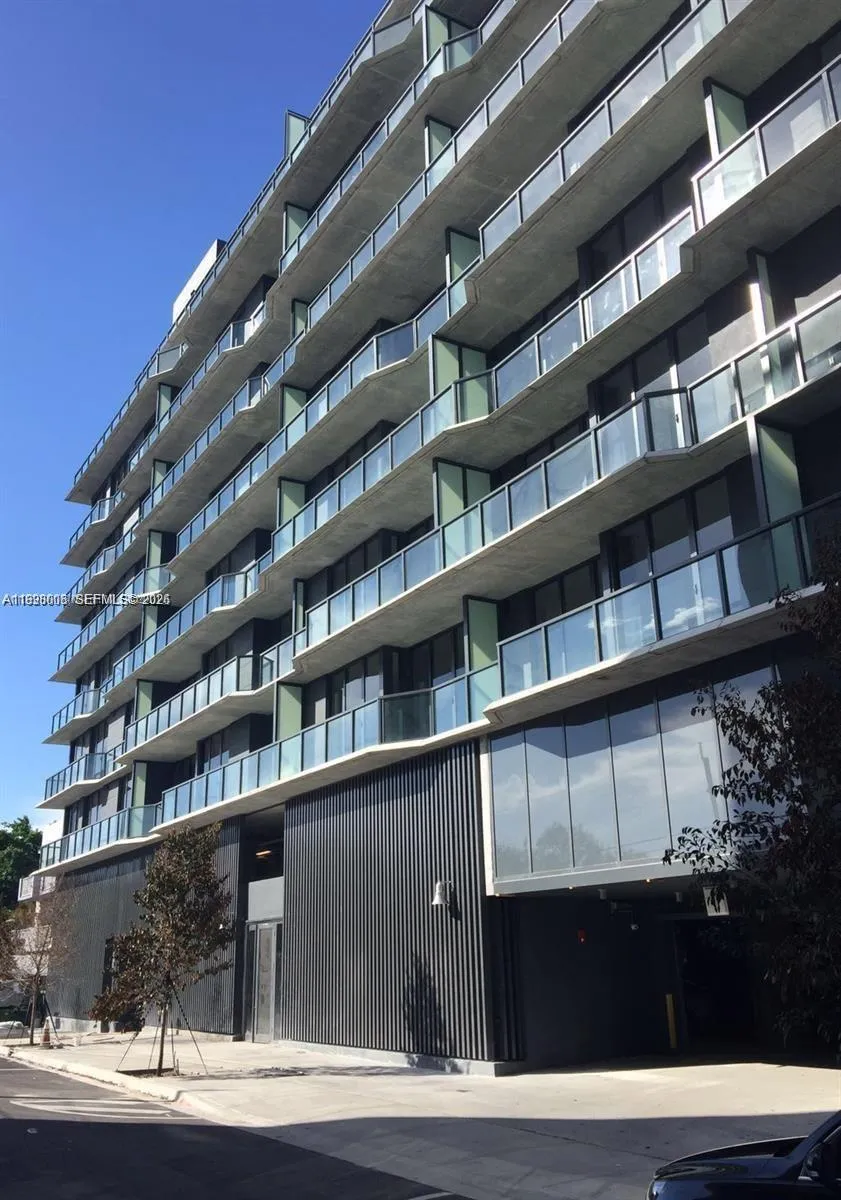 201 SW 17th Rd # 606, Miami FL 33129