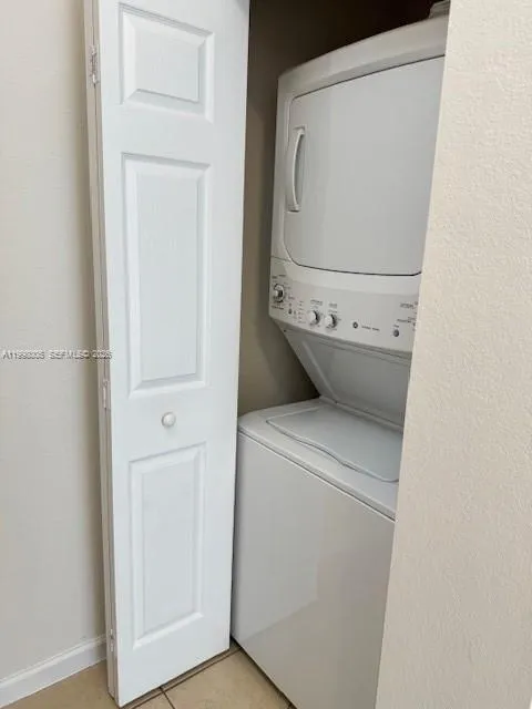 9430 SW 170th Psge # 0, Miami FL 33196