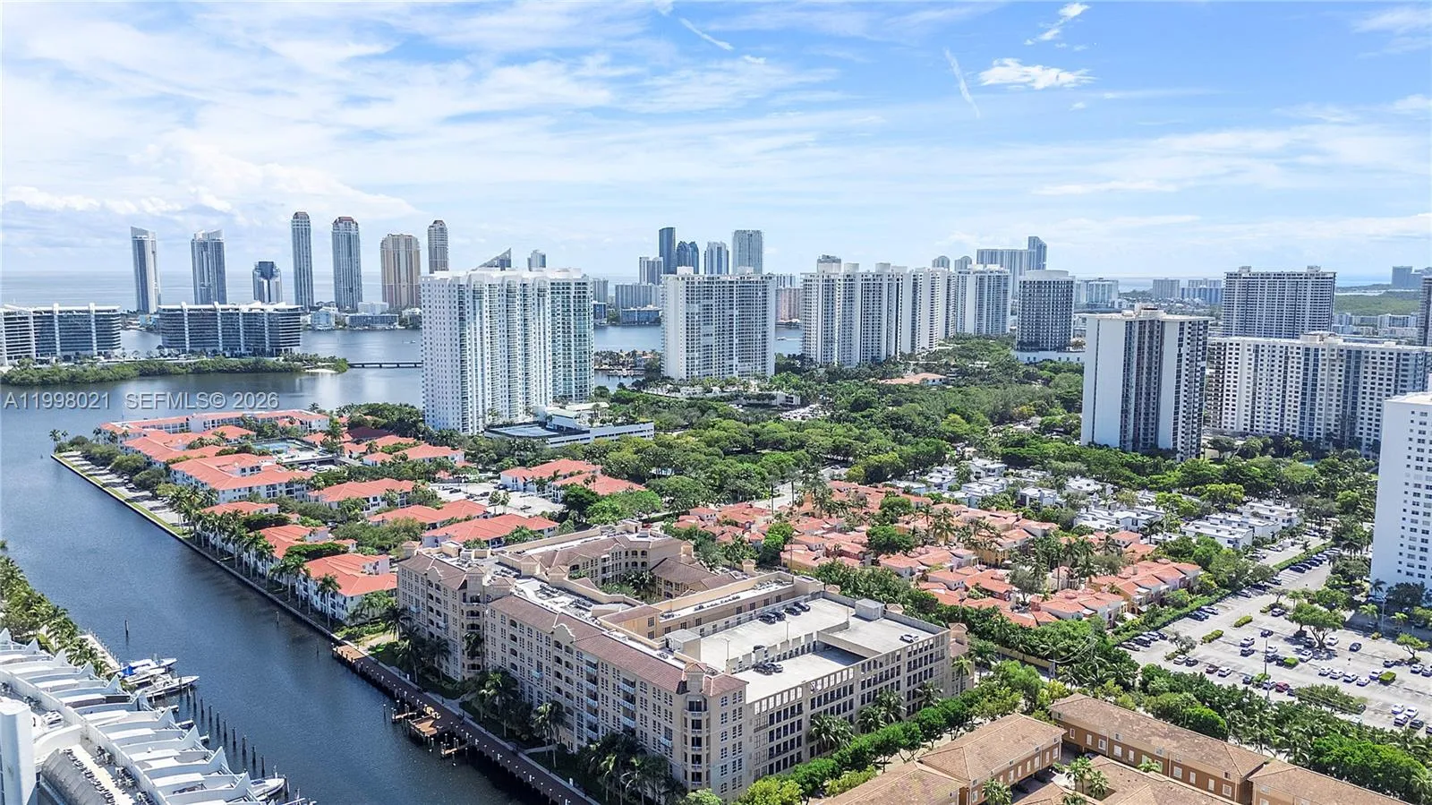 3001 NE 185th St # 411, Aventura FL 33180