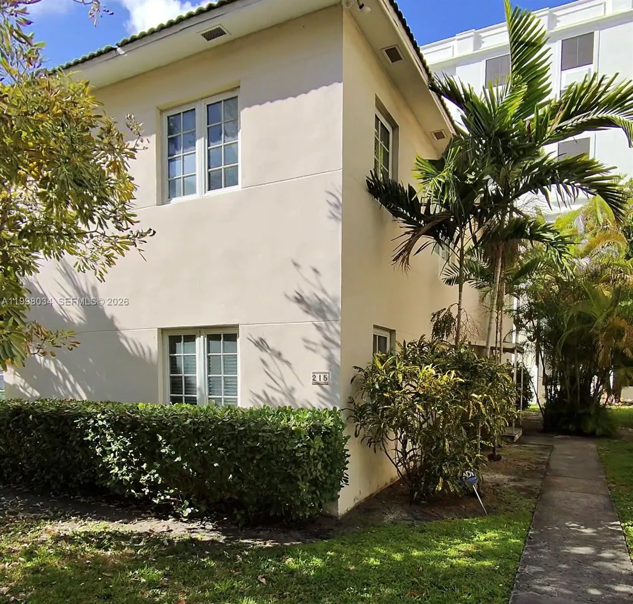 215 Sidonia Ave, Coral Gables FL 33134