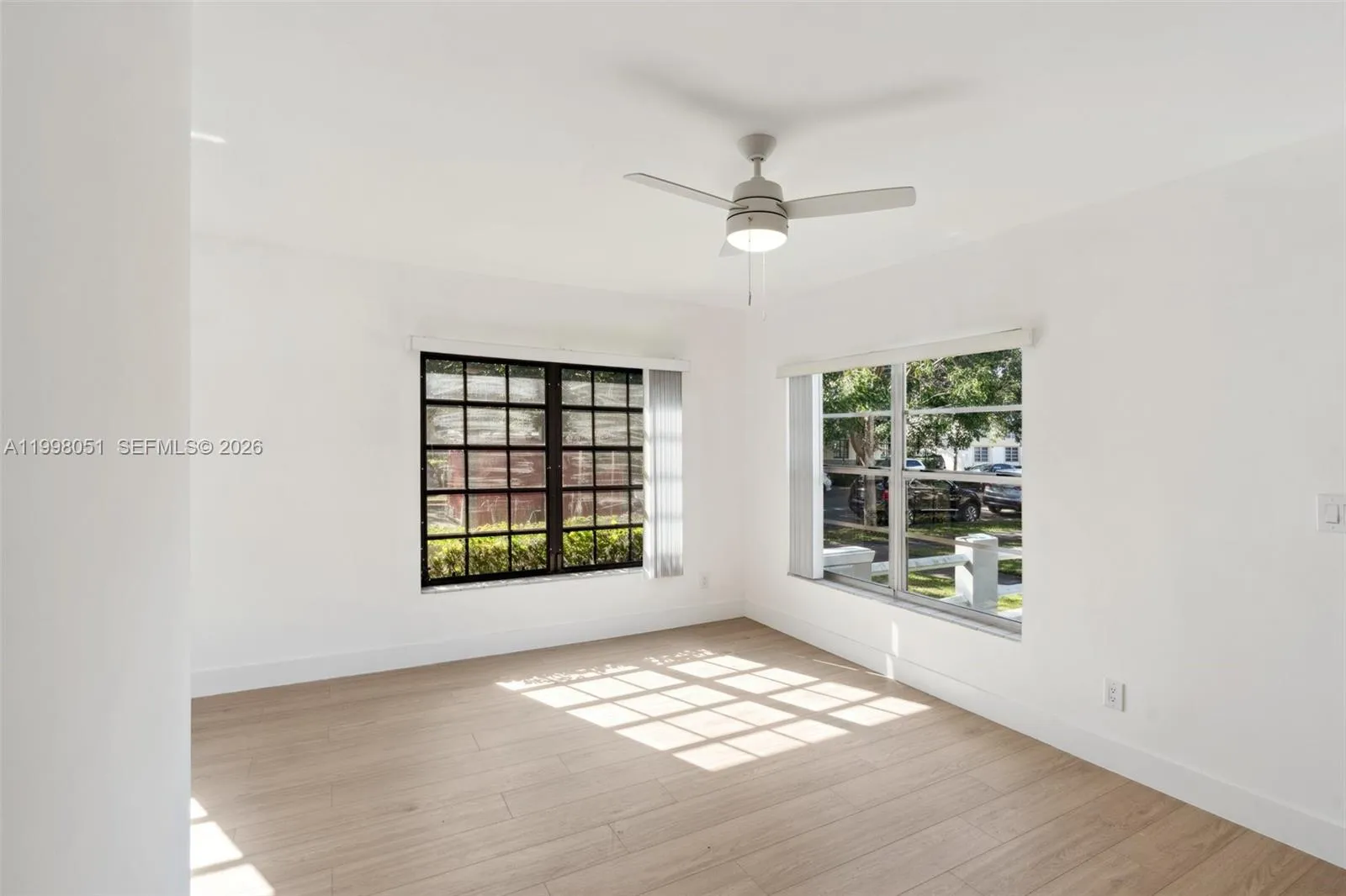 221 Antiquera Ave # 8, Coral Gables FL 33134