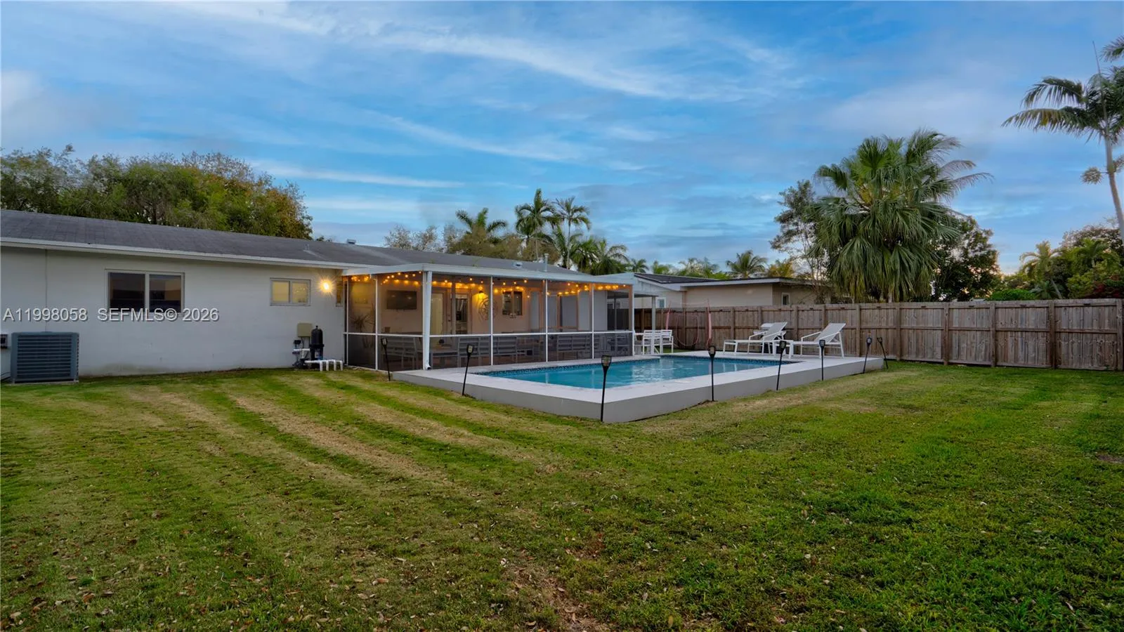 9311 Sterling Dr, Cutler Bay FL 33157