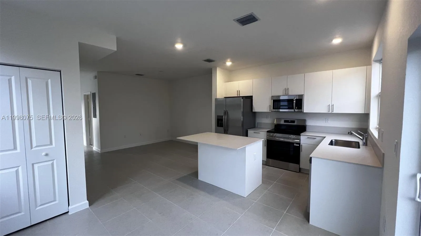 15583 SW 277 # 15583, Miami FL 33032