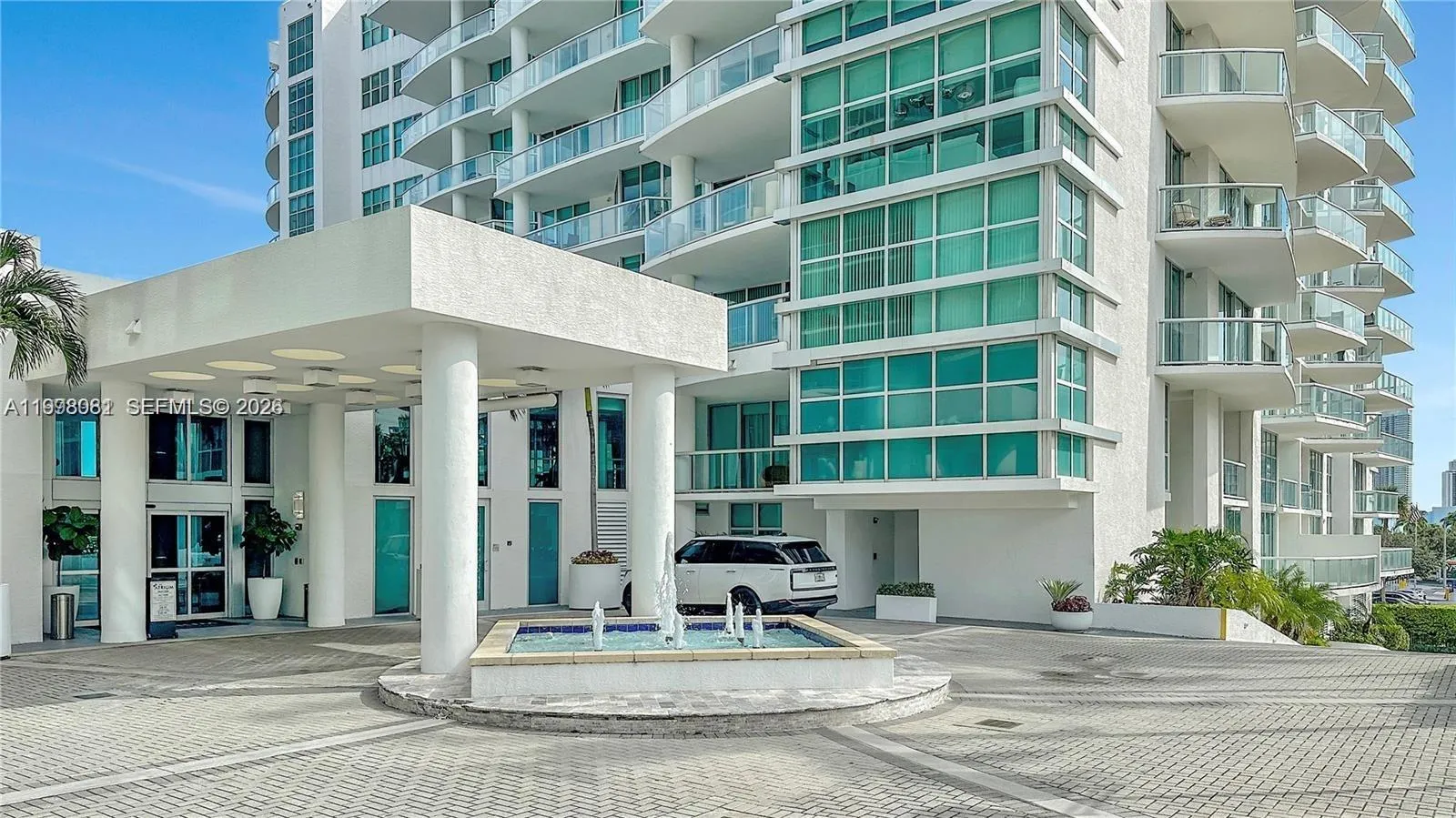 3131 NE 188th St # 1205, Aventura FL 33180