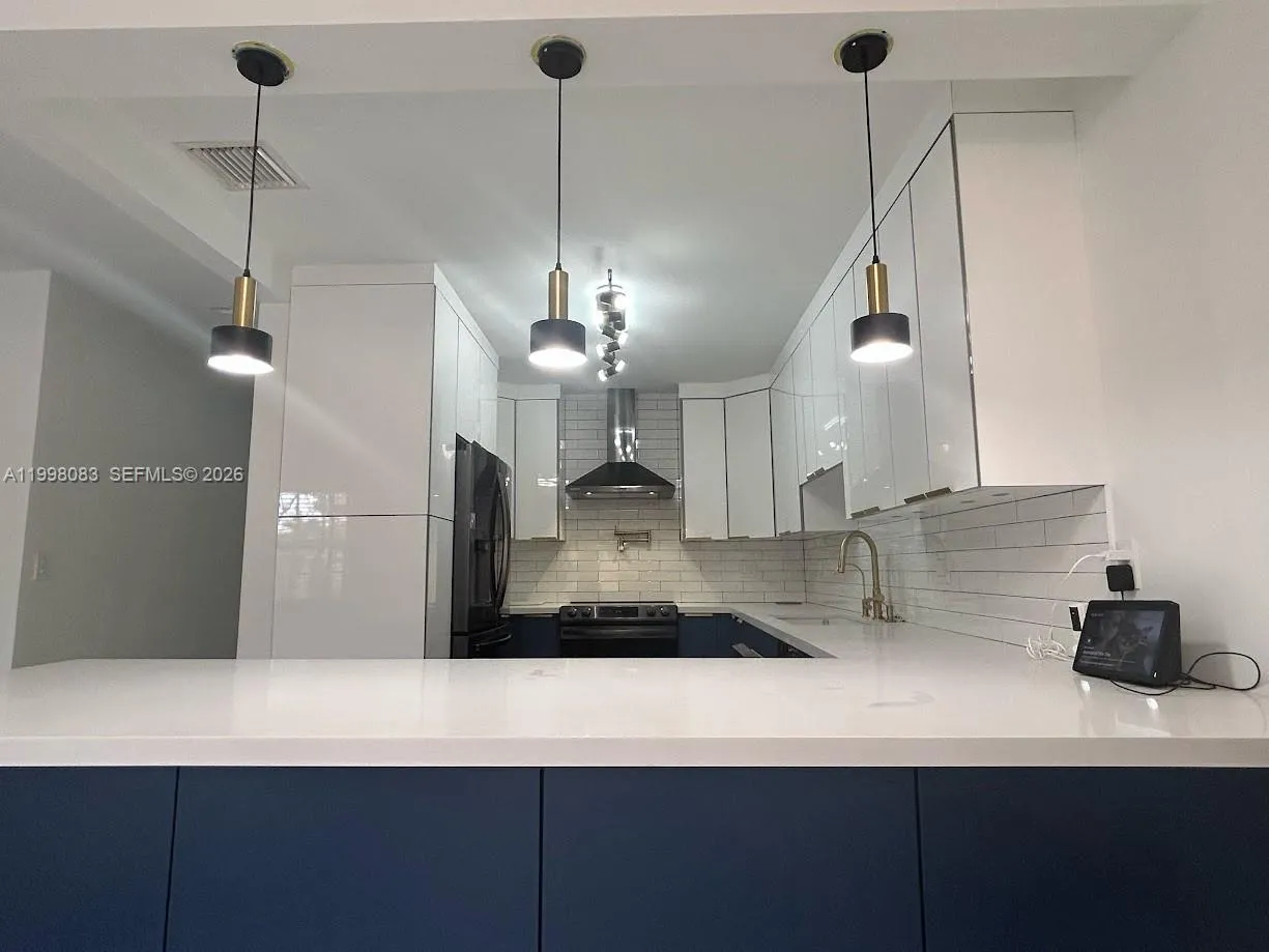 16082 NE 9th Ct, North Miami Beach FL 33162