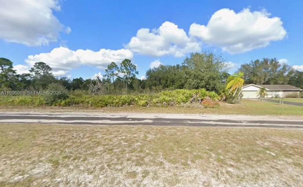 for sale at 604 Palm Ave, Lake Wales FL 33855