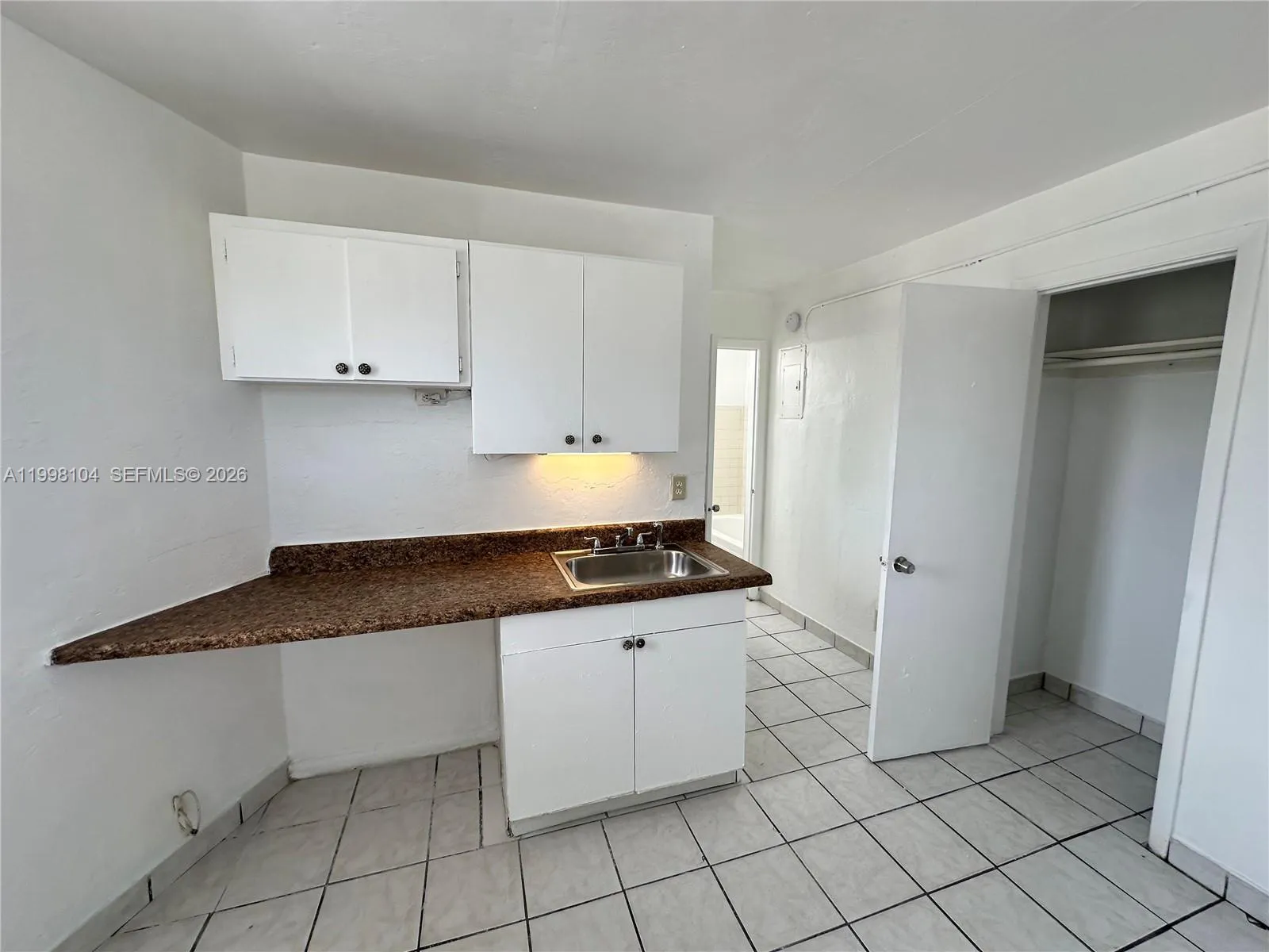 701 NW 7th Ave # 1, Hallandale Beach FL 33009