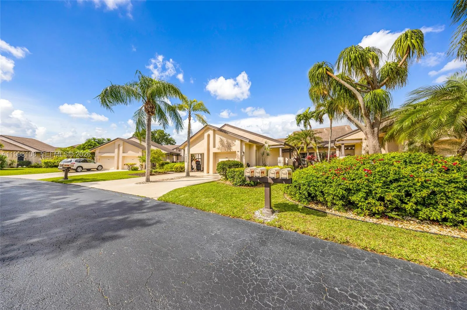 5302 Fairway Woods Dr # 4612, Delray Beach FL 33484