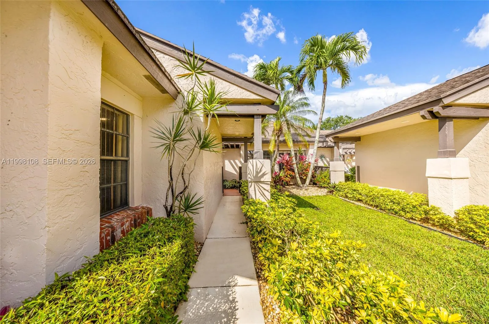 5302 Fairway Woods Dr # 4612, Delray Beach FL 33484