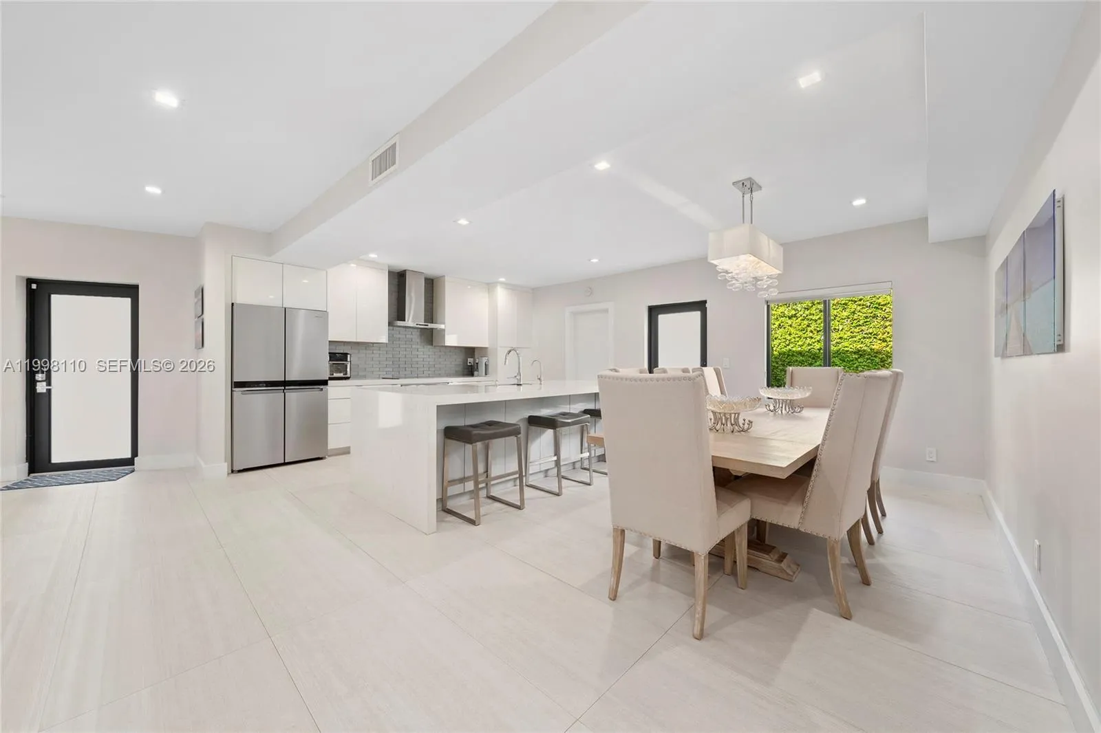 3141 N Bay Rd, Miami Beach FL 33140