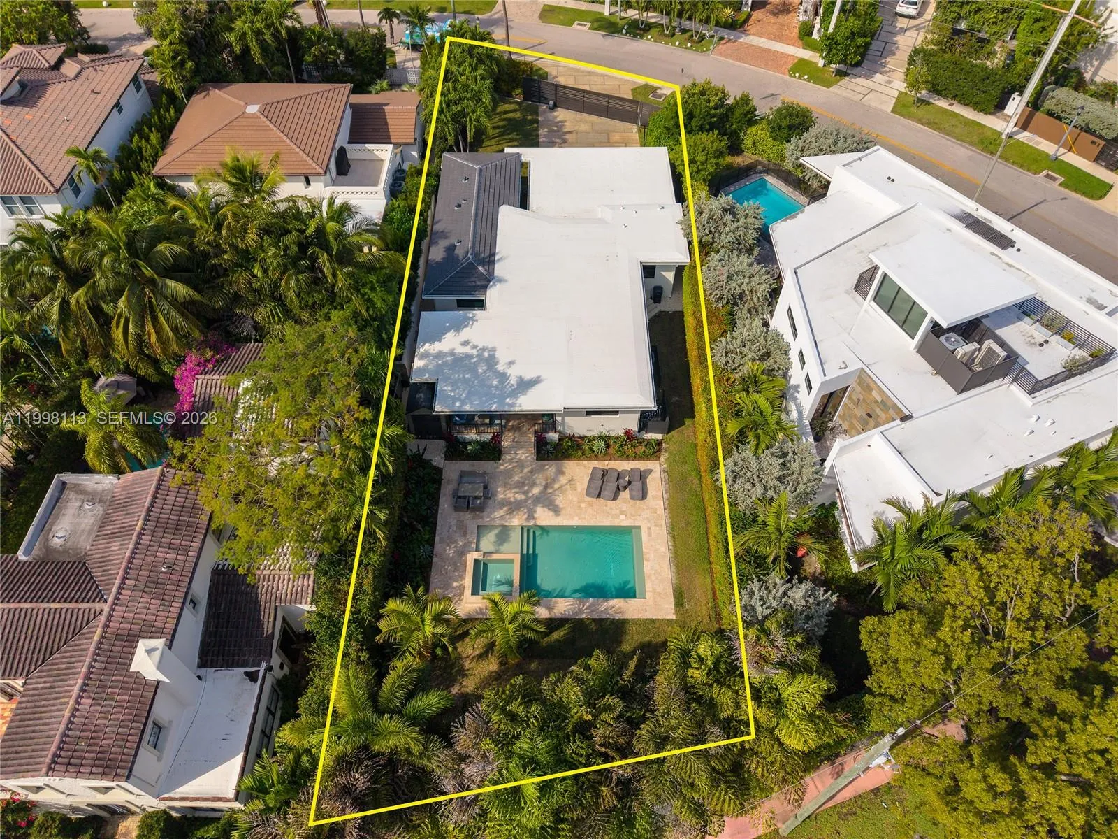 3141 N Bay Rd, Miami Beach FL 33140