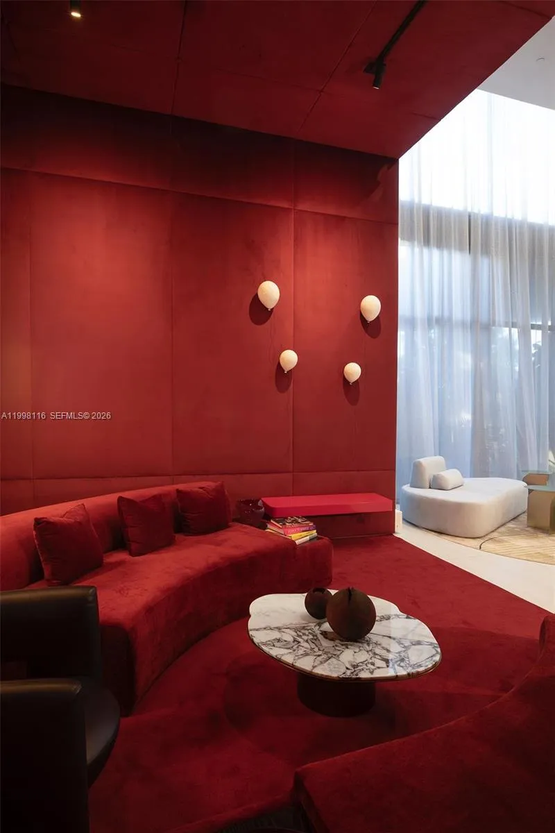 101 Diplomat Pkwy # 1509, Hallandale Beach FL 33009