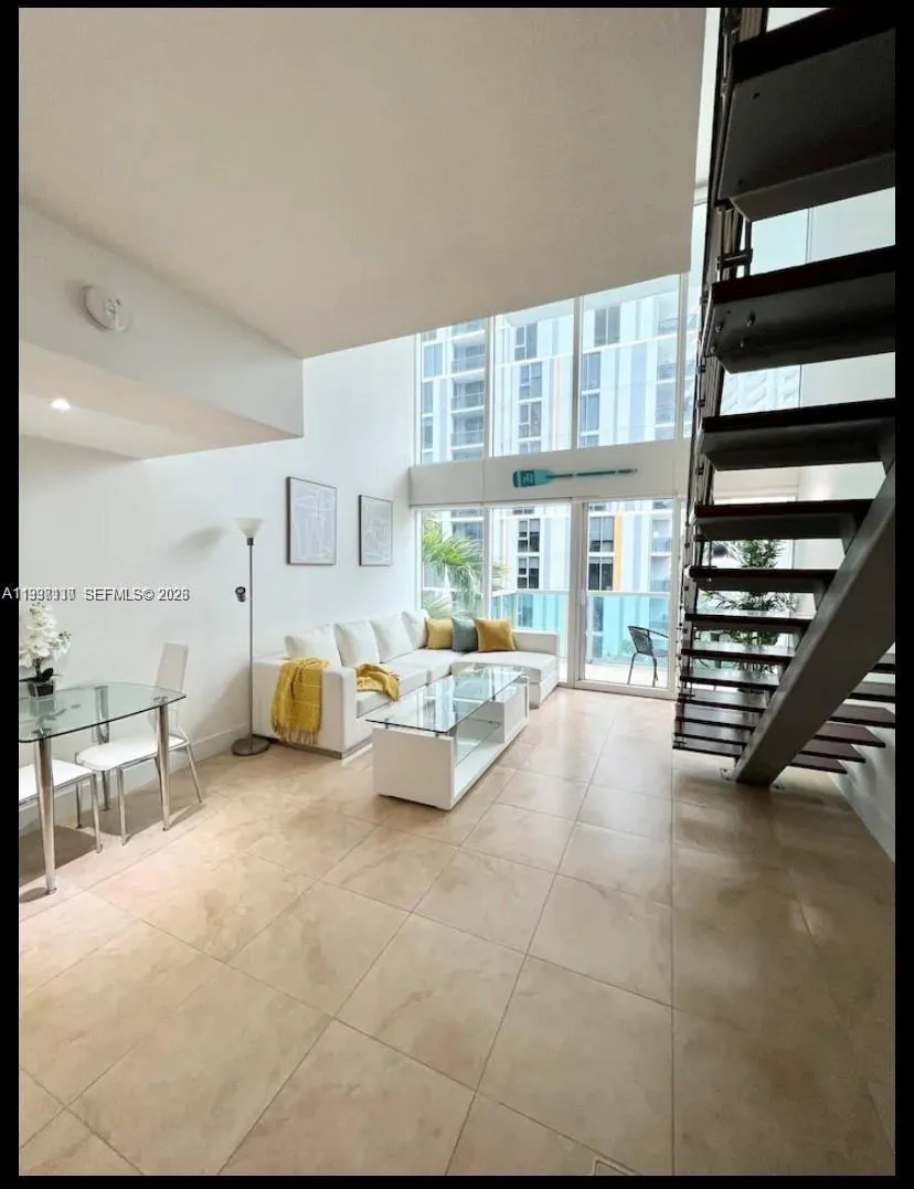 41 SE 5th St # 414, Miami FL 33131