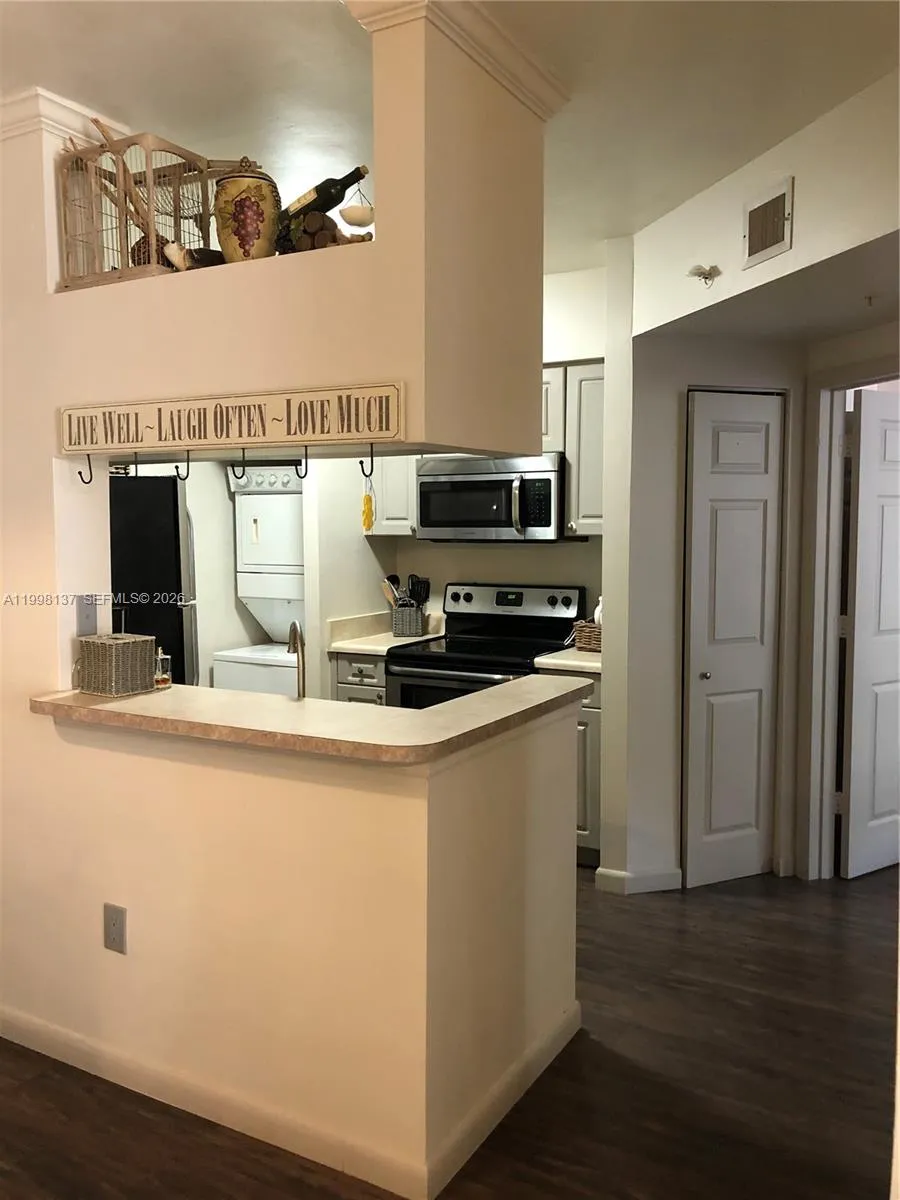 17150 N Bay Rd # 2422, Sunny Isles Beach FL 33160