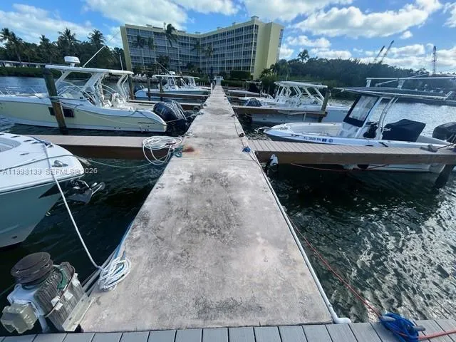 200 Harborview Dr # 104, Tavernier FL 33070