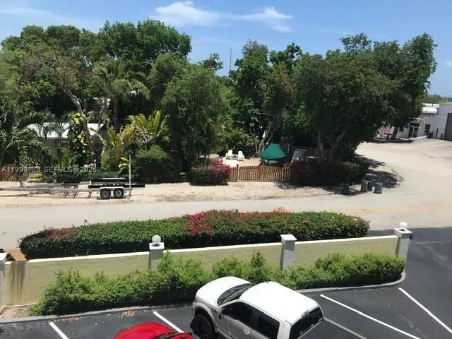 200 Harborview Dr # 104, Tavernier FL 33070