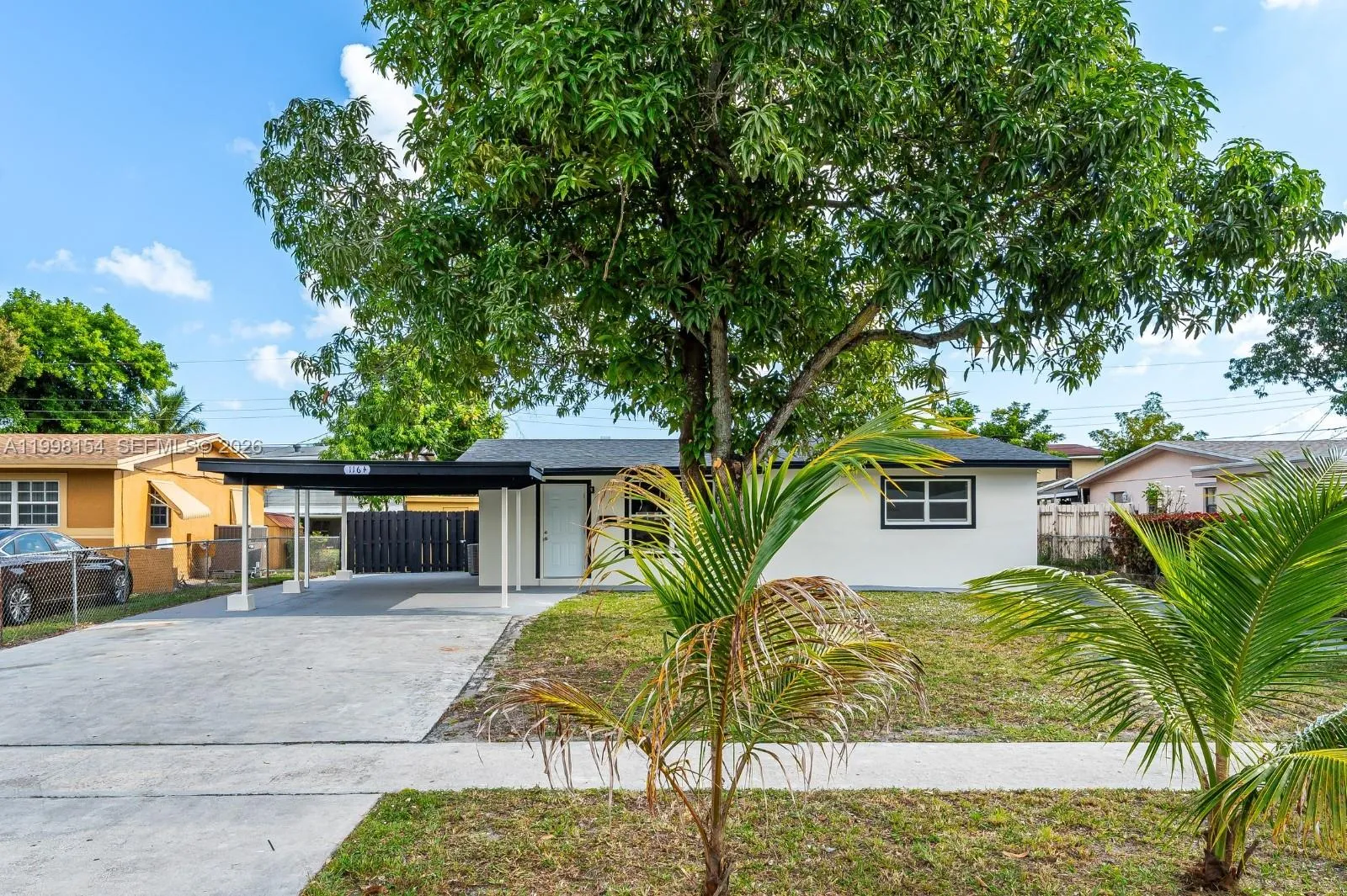 1164 NW 45th Ave, Lauderhill FL 33313