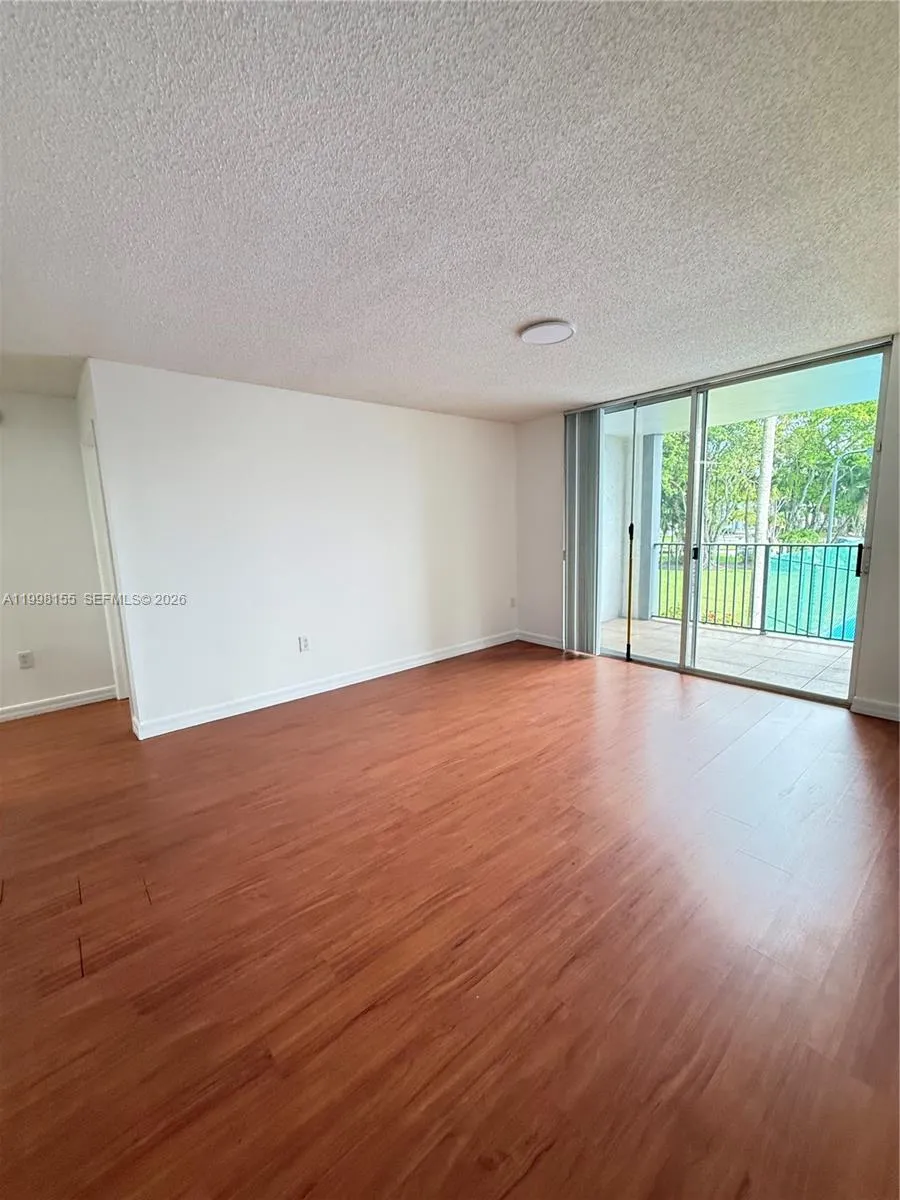 4560 NW 107th Ave # 12, Doral FL 33178