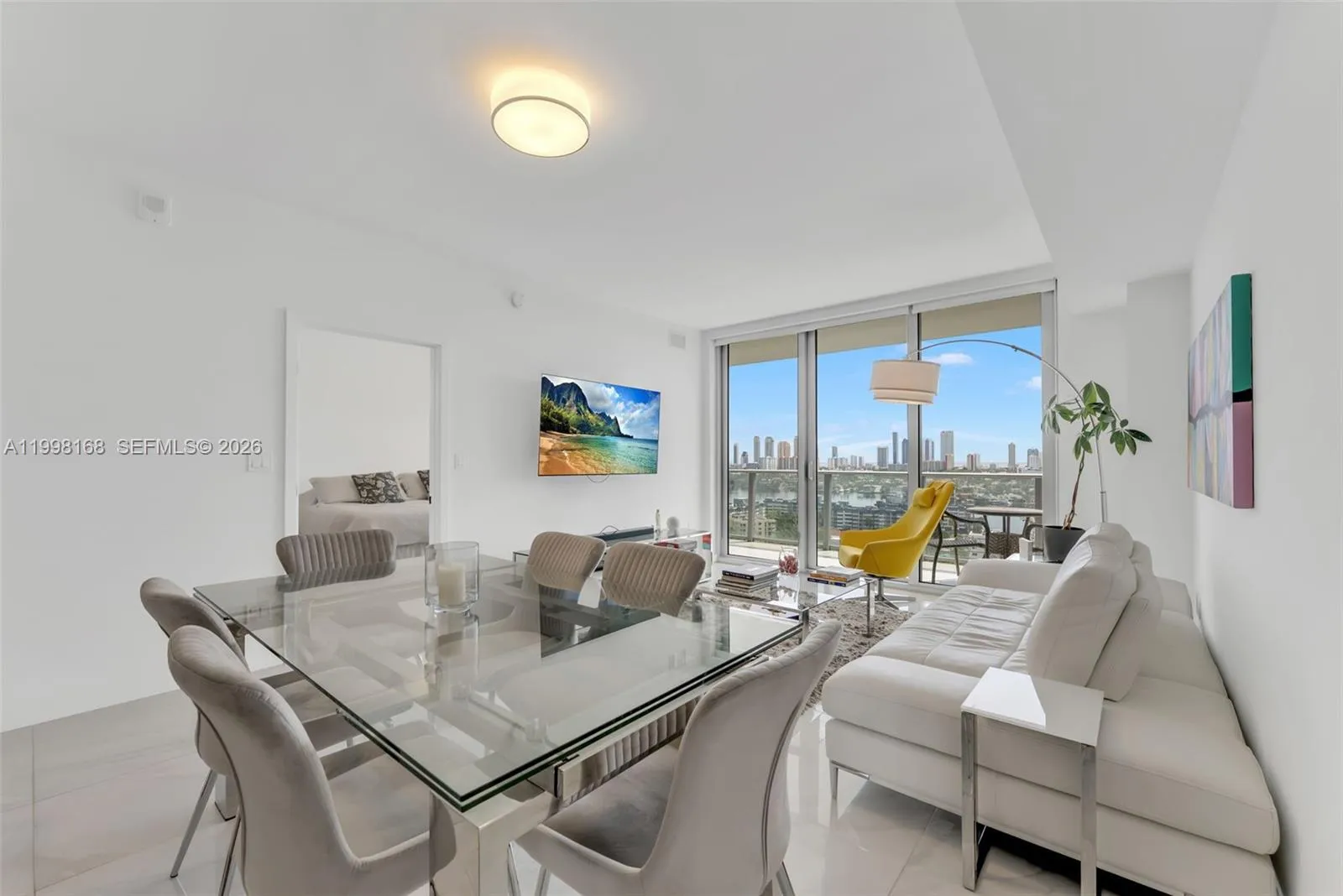 16385 Biscayne Blvd # 1819, North Miami Beach FL 33160