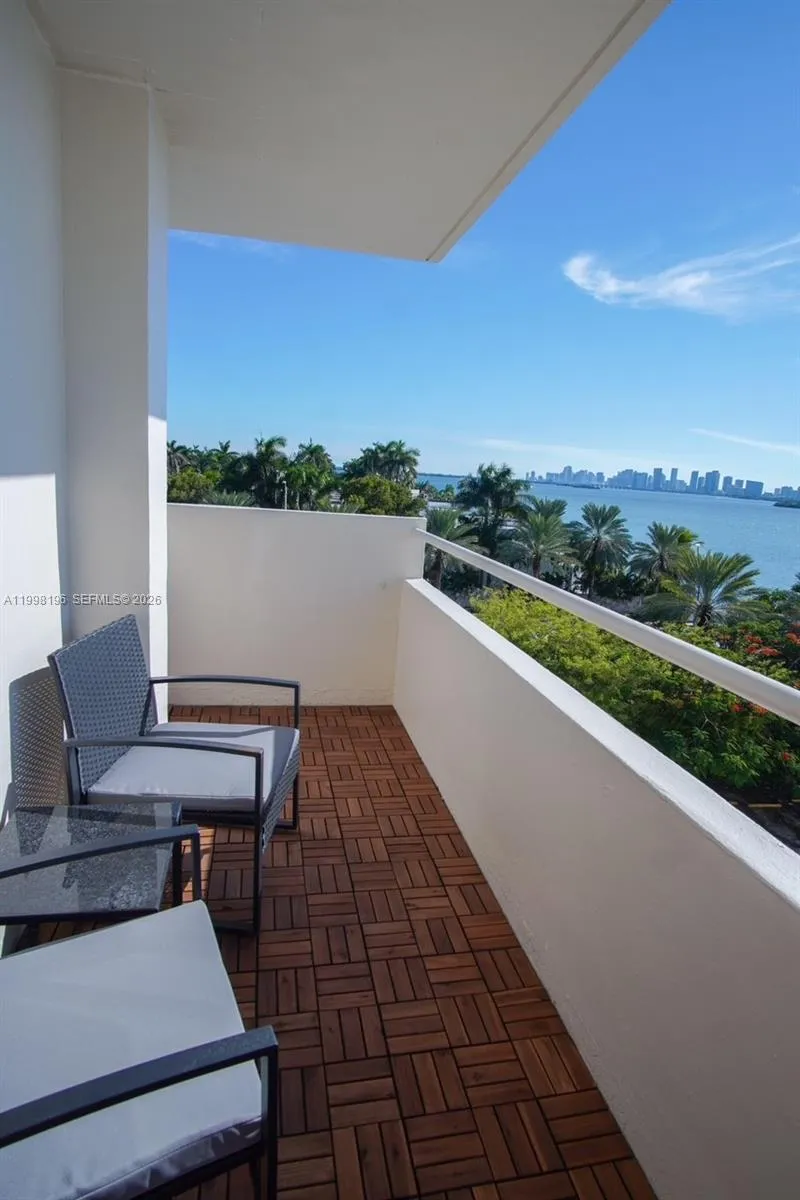 7904 West Dr # 501, North Bay Village FL 33141