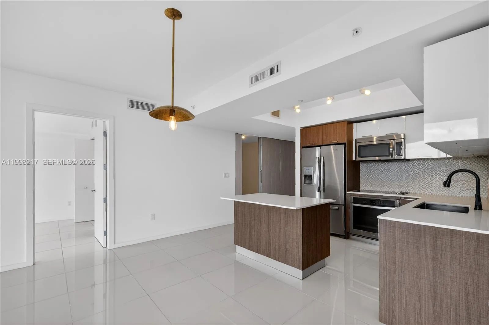 5252 NW 85th Ave # 1004, Doral FL 33166