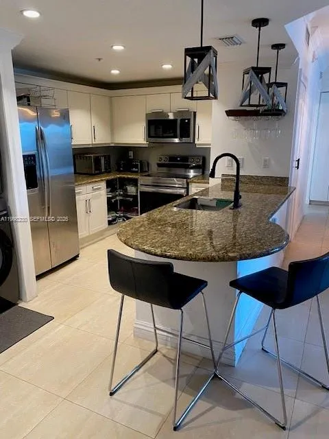 7270 SW 88th St # B306, Miami FL 33156