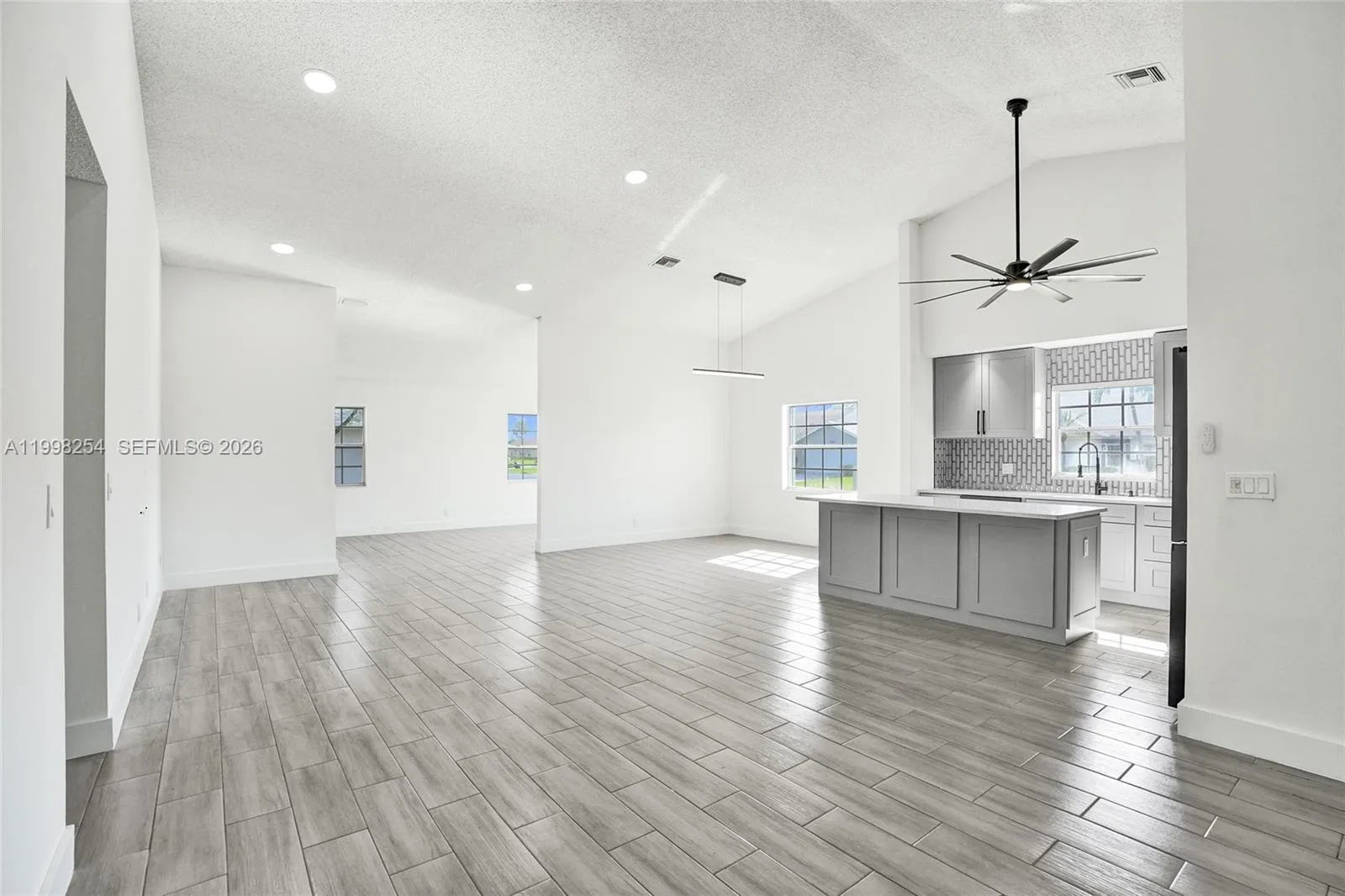 5287 Tiffany Anne Cir, West Palm Beach FL 33417