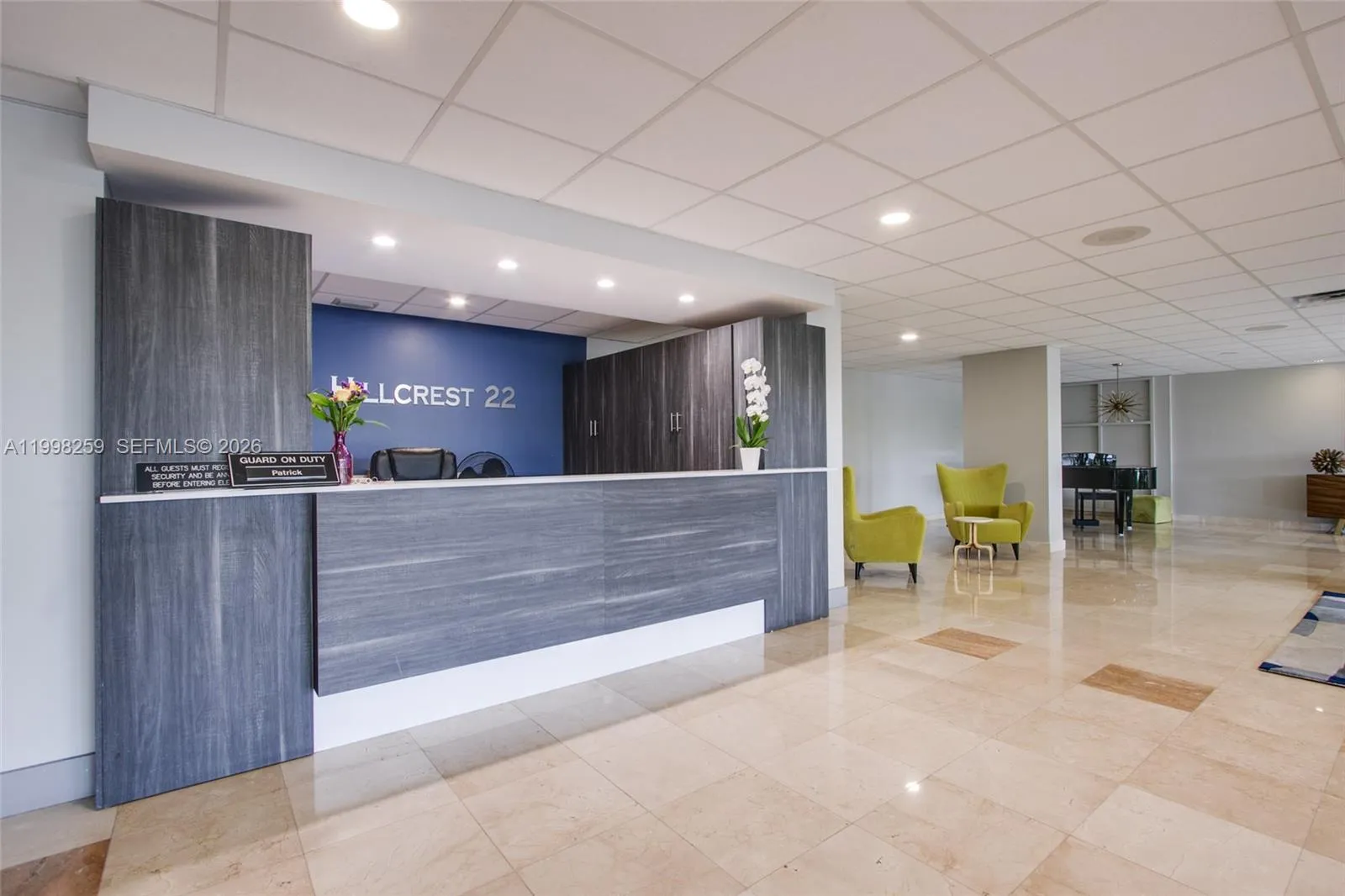 4350 Hillcrest Dr # 303, Hollywood FL 33021