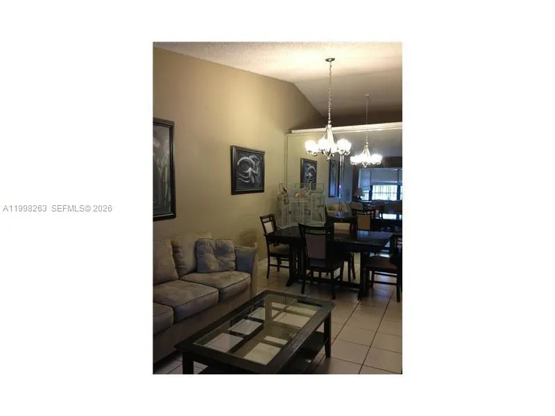 11449 NW 89 CT, Hialeah Gardens FL 33018