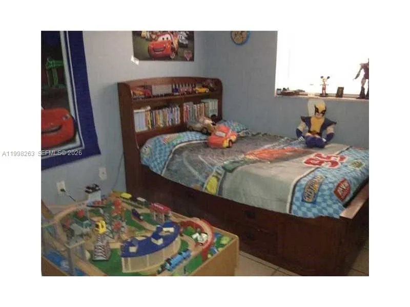 11449 NW 89 CT, Hialeah Gardens FL 33018