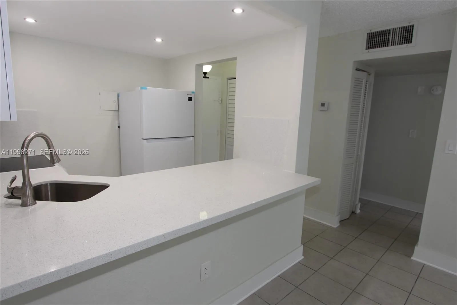 4550 NW 9th St # 811E, Miami FL 33126